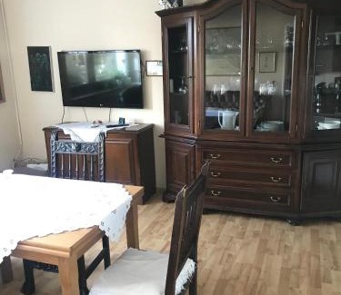 Reinhardshausen Apartment | Ferienwohnung Rogi