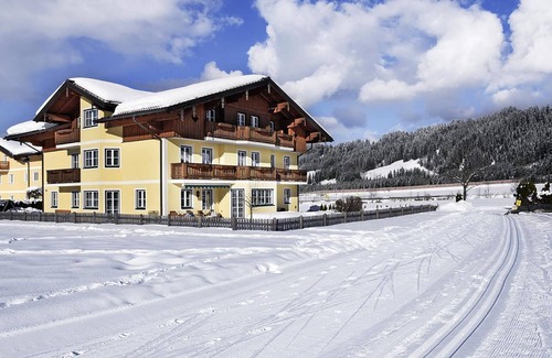 Am Feuersang Apartment | Fewo A - Landhaus Innrain