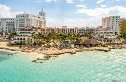 Punta Cancun Resort | Fiesta Americana Cancun Villas