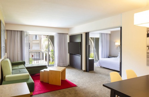Venustiano Carranza Hotel | Fiesta Inn Aeropuerto Ciudad de Mexico