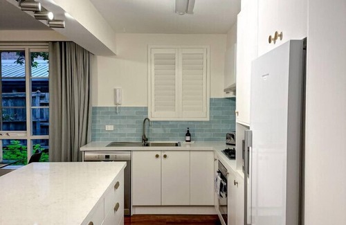Malvern Apartment | Finlayson Street, Malvern ·