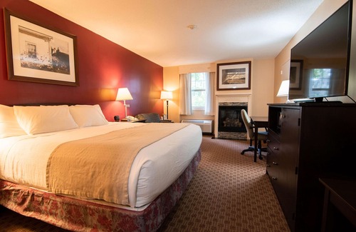 Nasons Corner Hotel | Fireside Inn & Suites Portland