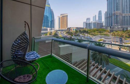 Downtown Dubai Apartment | FIRST CLASS 2BR with full BURJ KHALIFA and FOUNTAIN VIEW