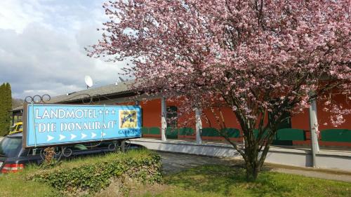 Persenbeug Hotel | Fischwirtshaus Landmotel Die Donaurast