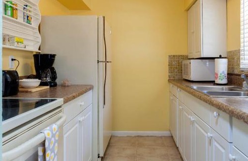 Iona Hotel | Fish Inn Fort Myers