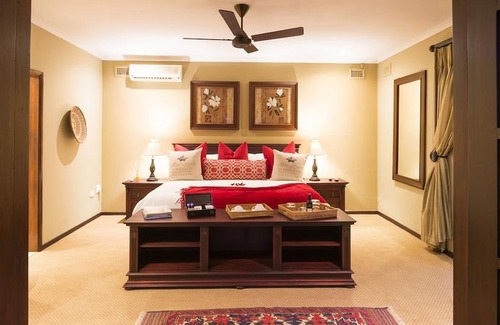 Umhlanga House | Five Burnham Guest House