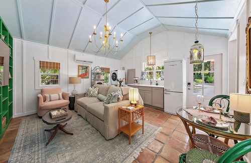 Stuart House | Flamingo Cove Bungalow