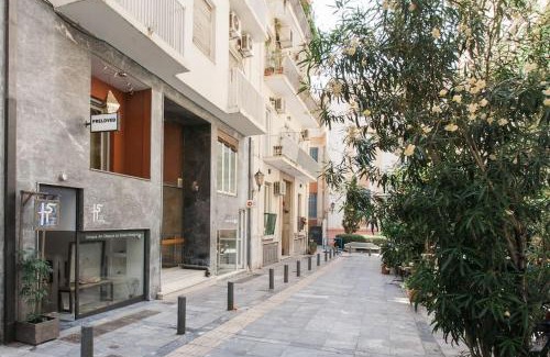 Plaka Apartment | Flat in Athens historic city center @Ipitou str