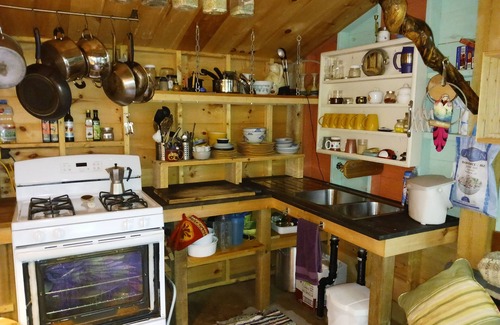Rideau Lakes Boat Rental | Floating Bunkie Glamping @ Big Crosby Lake