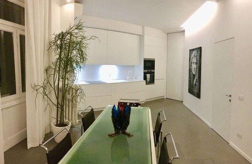 Cerchia dei navigli House | FLORIO'S COURT AT THE SCALA luxury apartment