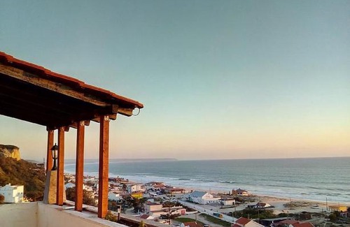 Costa de Caparica Hostel | Fonte da Telha Beach Hostel