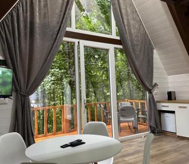 Shale Villa | Forest Escape