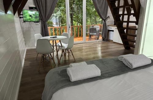 Shale Villa | Forest Escape