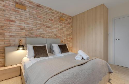 Gdynia Apartment | Forest Rivus Apartment with Parking by Lion Apartments