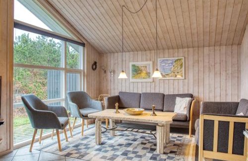 Torup Strand House | Four-Bedroom Holiday home in Fjerritslev 10