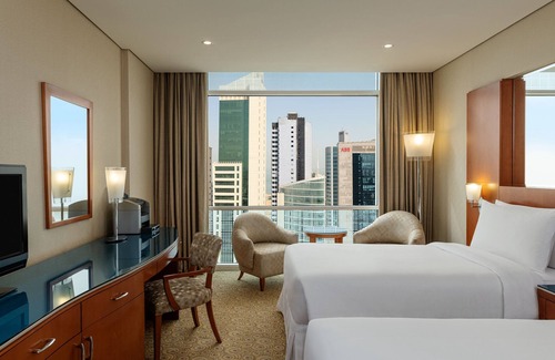 Kuwait City Hotel | Four Points by Sheraton Kuwait