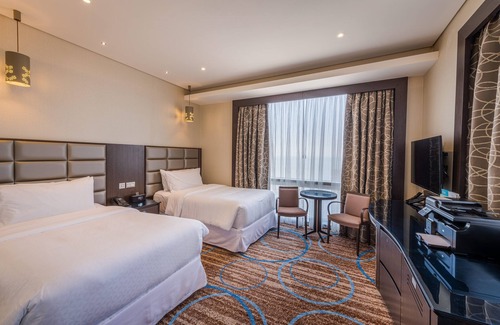 Kuwait City Hotel | Four Points by Sheraton Kuwait