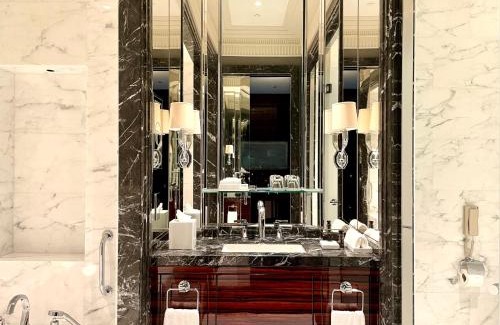 Manama Hotel | Four Seasons Hotel Bahrain Bay