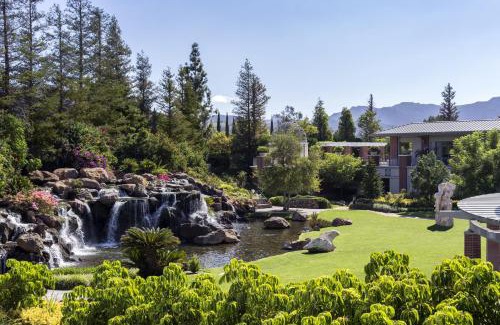 Westlake Village Hotel | Four Seasons Hotel Westlake Village