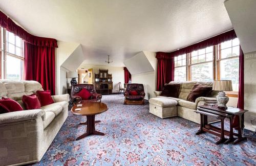 Fourpenny House | Fourpenny Cottage - Uk34744
