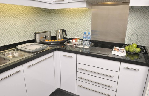 Seef Apartment | Fraser Suites Seef Bahrain