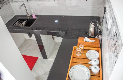 Andiambalama Hotel | Free Wifi, Air Conditions, Tea & Coffee,