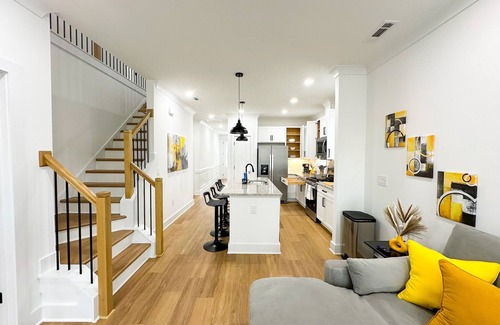 Northeast Raleigh House | Friends and Family Home|Game Room|Prime Location