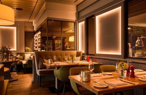 Gross Timmendorf Hotel | Fuchsbau Romantik Hotel & SPA Restaurant & FOX Bar