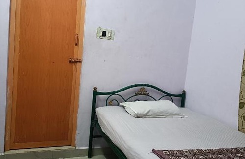 Tiruvannamalai House | Full Moon House Tiruvannamalai