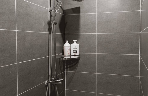 Hang Bai Apartment | Fully Equipped 2BR/2BA Apt Old Quarter & Hoan Kiem