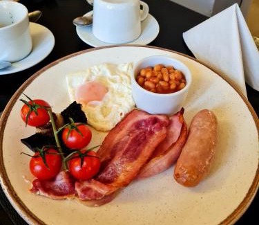 Buckfastleigh House | Furzeleigh Mill Inn