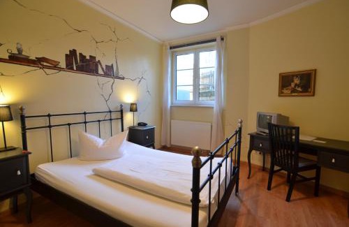 Strehlen Hotel | Gästehaus Villa Seraphinum