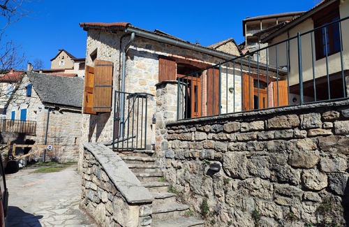 Peyreleau House | Gîte de Caractère