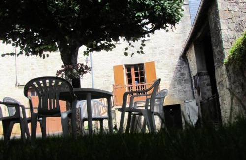 Saint-Robert Apartment | Gîte de France Le petit colibri 2 épis - Gîte de France 4 personnes MAE-9964