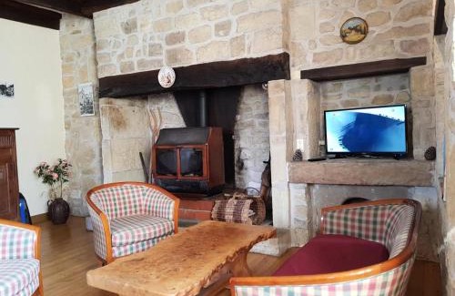 Saint-Robert Apartment | Gîte de France Le petit colibri 2 épis - Gîte de France 4 personnes MAE-9964