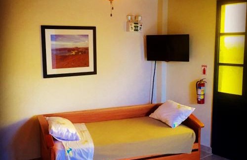 Bahia de la Academia House | Galapagos Cottages