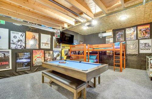 Prairie Ridge House | Game Room, Hot Tub and Mtn View Bonney Lake Retreat