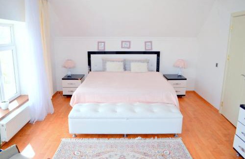 Baku House | Garden Cottage near Beach, Airport