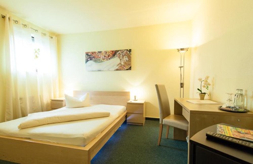 Mahlsdorf Hotel | Garni-Hotel An der Weide