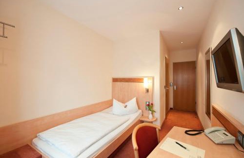 Bernhausen Hotel | Garni Hotel Schumacher