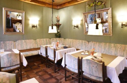 Bad Berneck im Fichtelgebirge Hotel | Gasthof & Hotel Goldener Hirsch