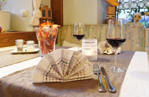 Bad Berneck im Fichtelgebirge Hotel | Gasthof & Hotel Goldener Hirsch