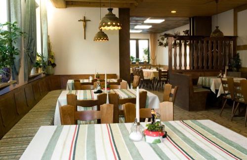 Hochstadt an der Aisch Hotel | Gasthof zur Post