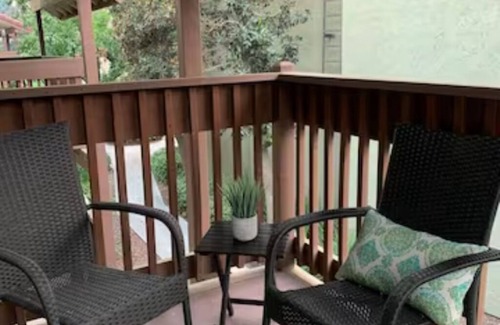 Downtown Condo | Gated, Private, Safe, Clean Upstairs Condo-Hospitals Nearby