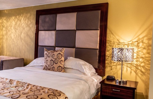 Salida Hotel | Gateway Inn And Suites