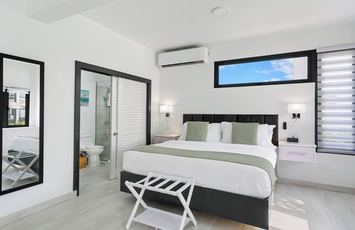 Cove Bay Hotel | Genesis Residences nMeads Bay 1 - Downstairs Unit