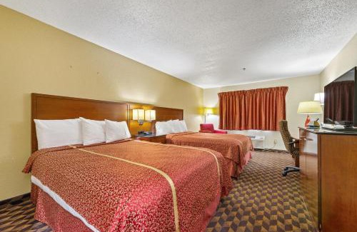 St. Charles Hotel | Geneva Motel