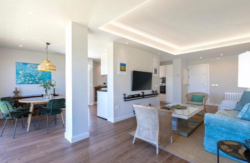 El Palo Apartment | Genteel Home Elcano Terrace