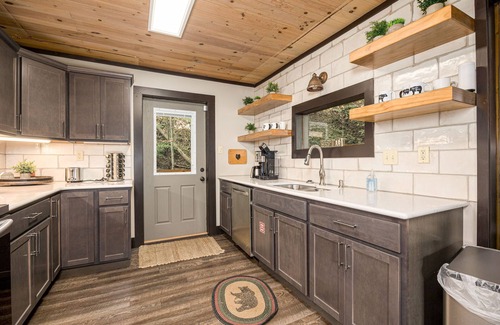 Chalet Village Cottage | Get Ober Excited For Mountain Snow