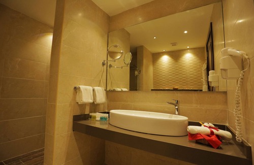 Brazzaville Hotel | GHS Hotel